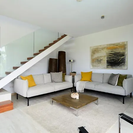 Villa With Private Pool In Luxury Golf *